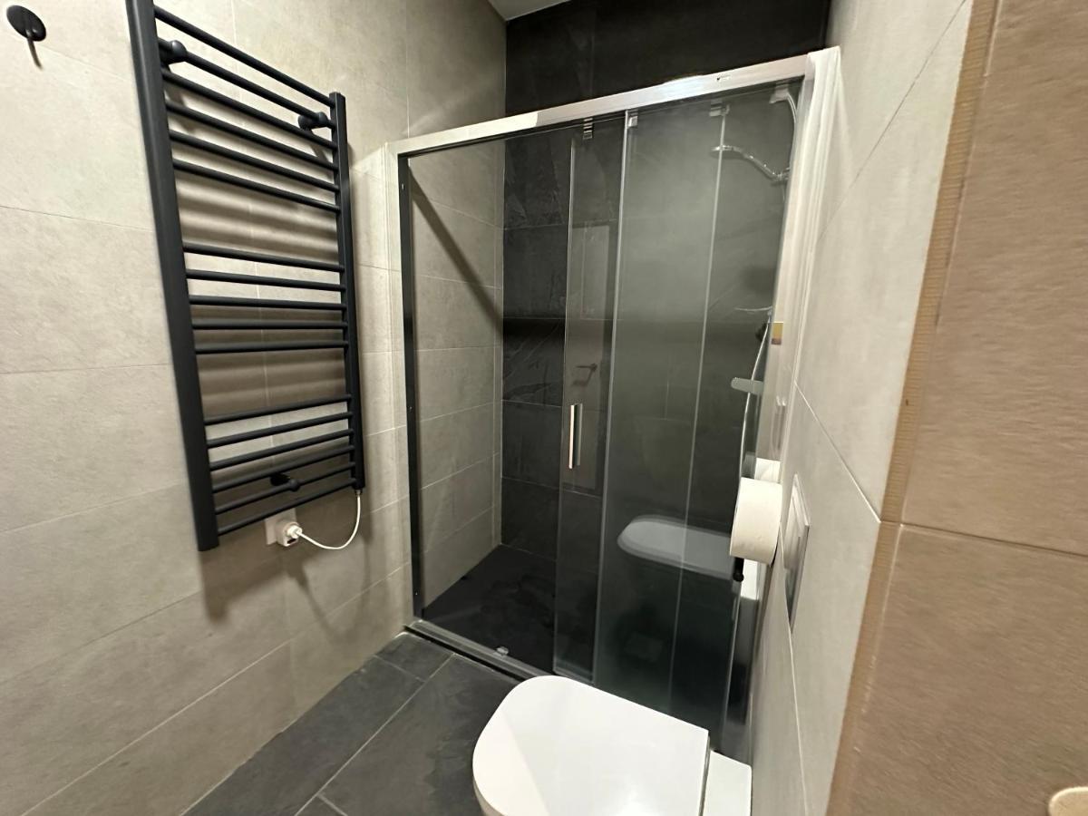 Oktheway Marina Apartment โอโกรูญา ภายนอก รูปภาพ